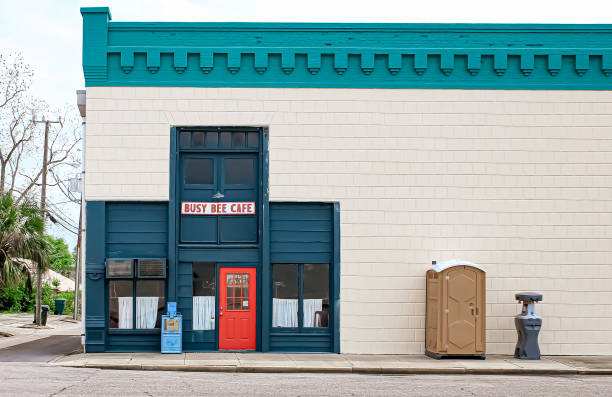 Best Affordable portable toilet rental  in Iona, ID